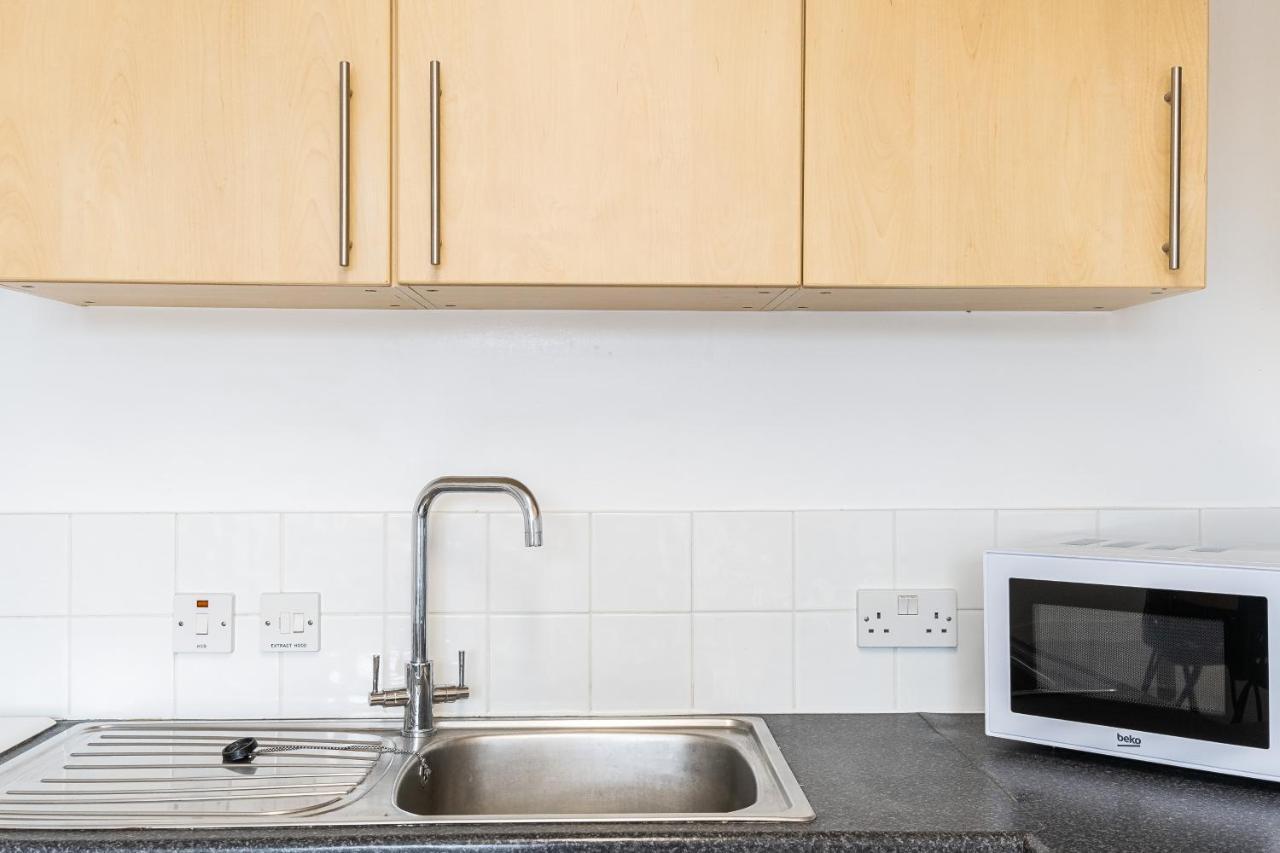 En Suite Rooms, Gillingham - Sk Zewnętrze zdjęcie