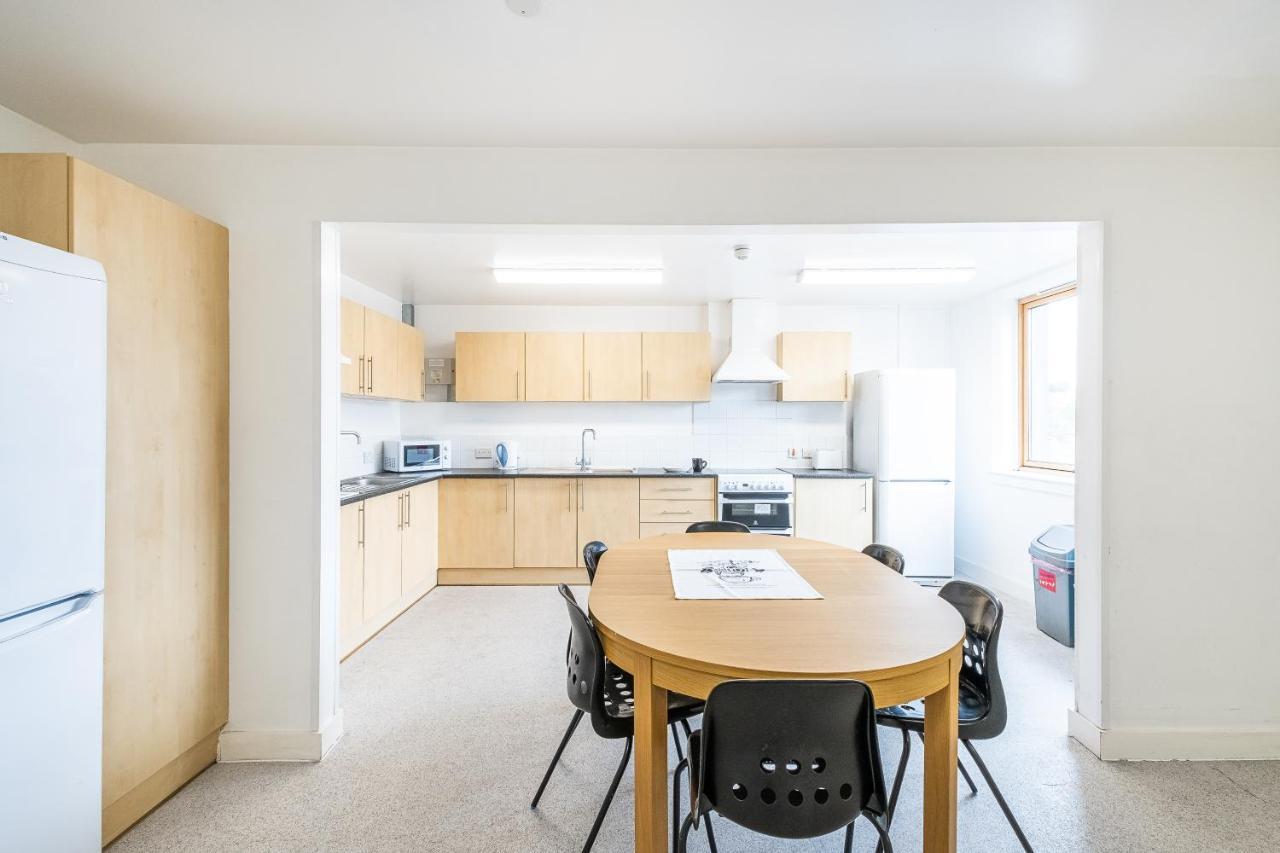 En Suite Rooms, Gillingham - Sk Zewnętrze zdjęcie